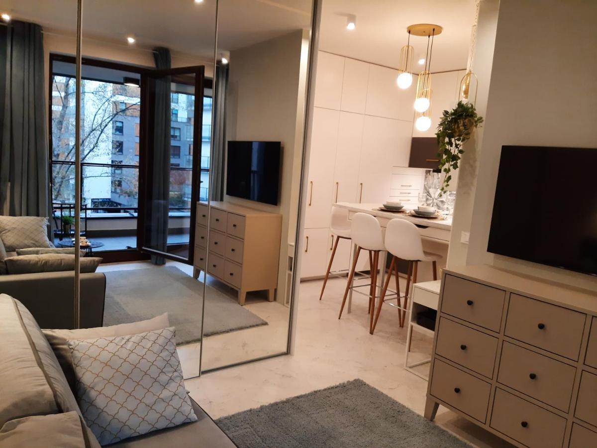 Siedmiogrodzka - Most Handy Location, Aircon & Garage Free Apartment Warsaw Exterior photo