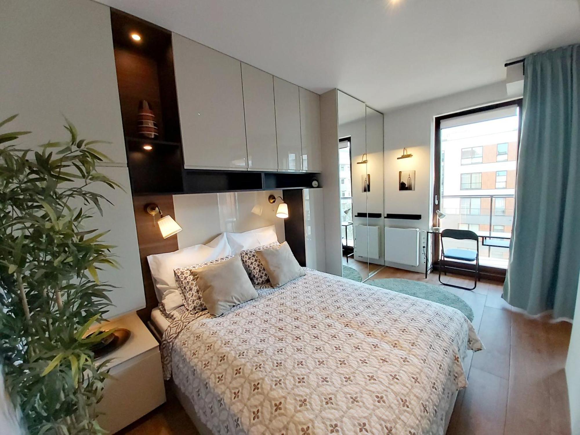 Siedmiogrodzka - Most Handy Location, Aircon & Garage Free Apartment Warsaw Exterior photo