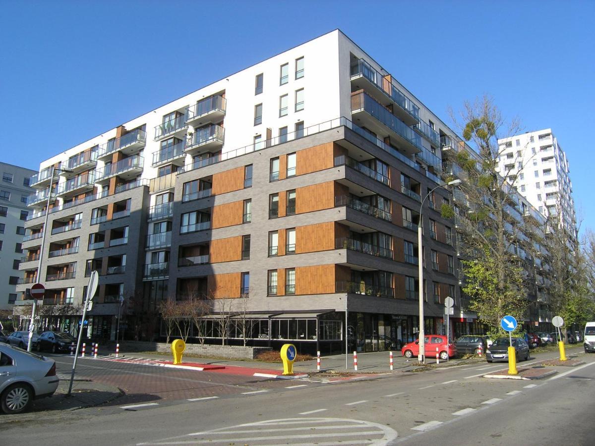 Siedmiogrodzka - Most Handy Location, Aircon & Garage Free Apartment Warsaw Room photo