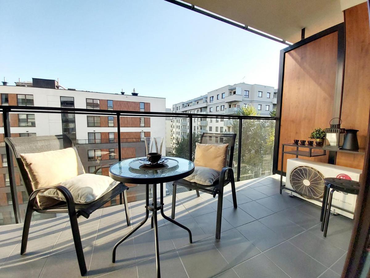 Siedmiogrodzka - Most Handy Location, Aircon & Garage Free Apartment Warsaw Exterior photo