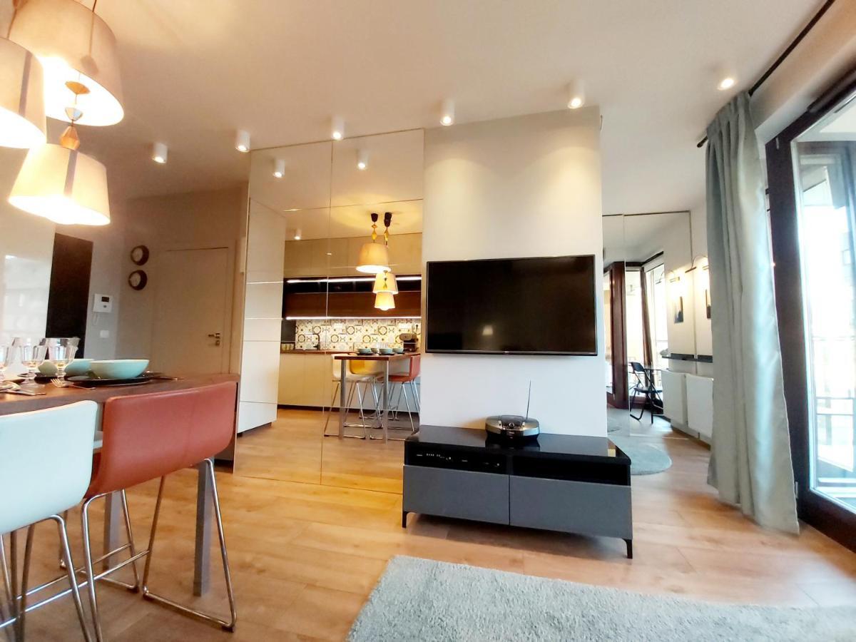 Siedmiogrodzka - Most Handy Location, Aircon & Garage Free Apartment Warsaw Exterior photo